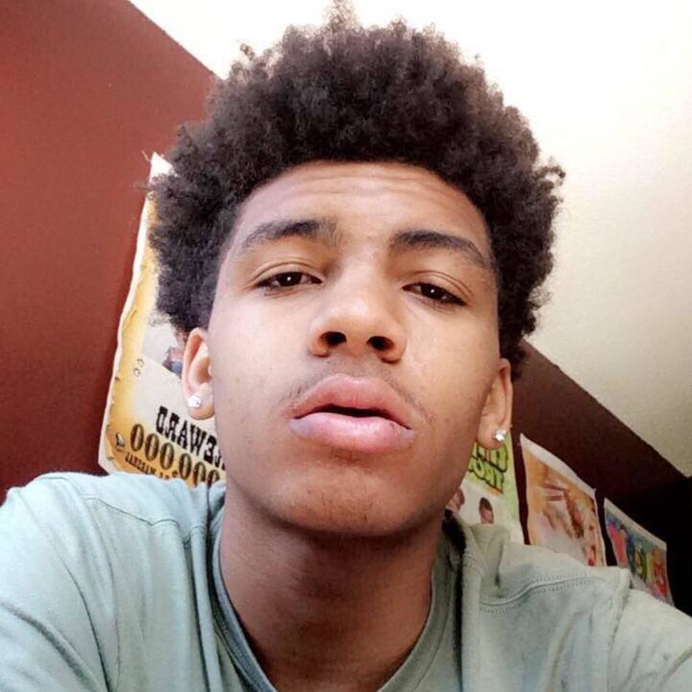 Meet your Posher, Montay